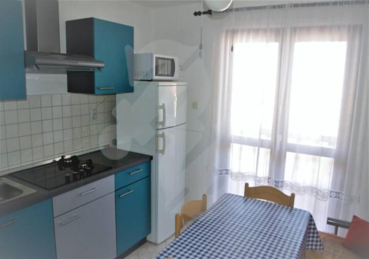 Gama Apartment Vir Exterior photo